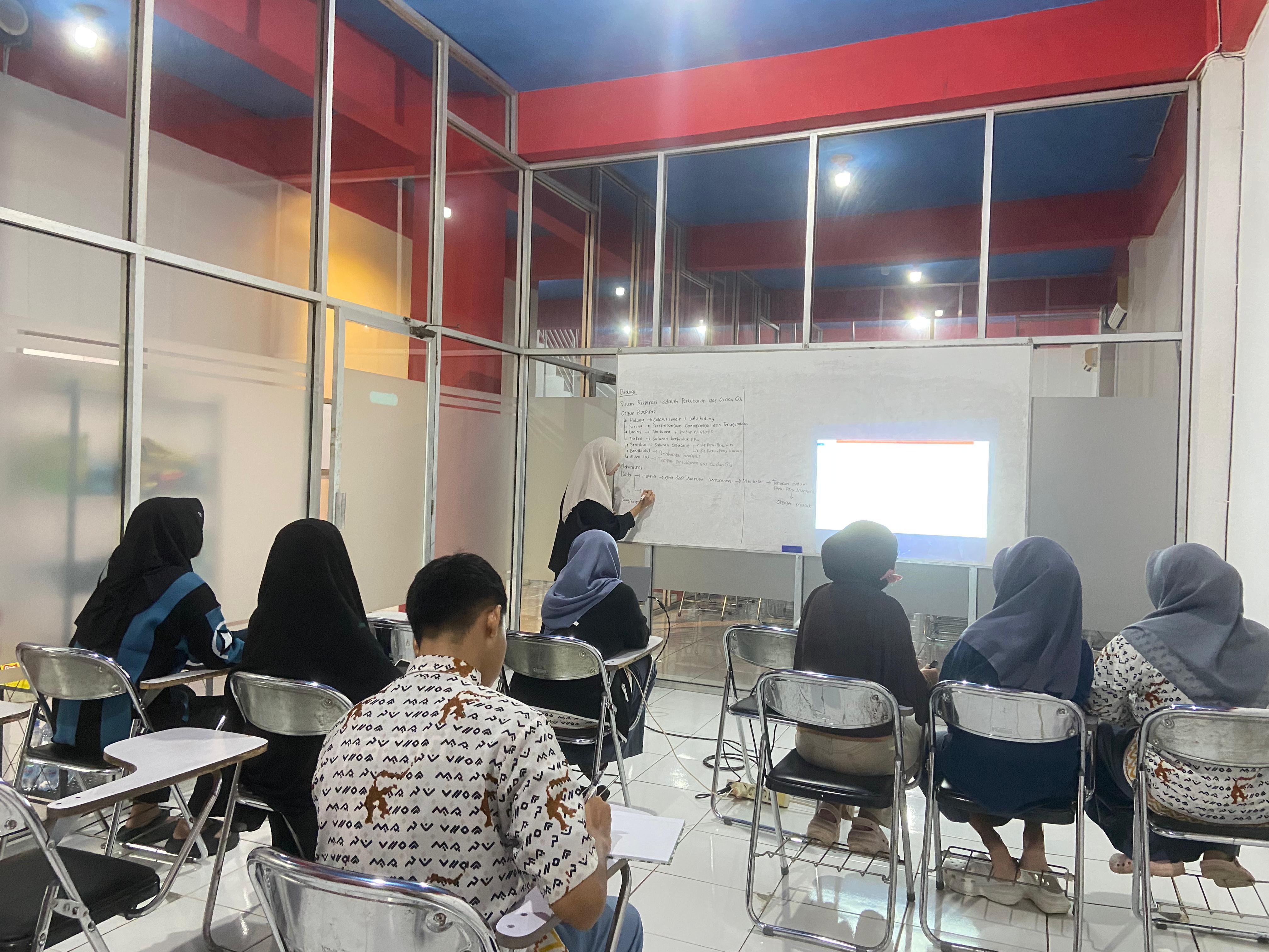 Suasana Kelas TIEC-ID 